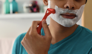 Illustration for article titled An Origami Razor Uses the Power of Paper Cuts To Shave